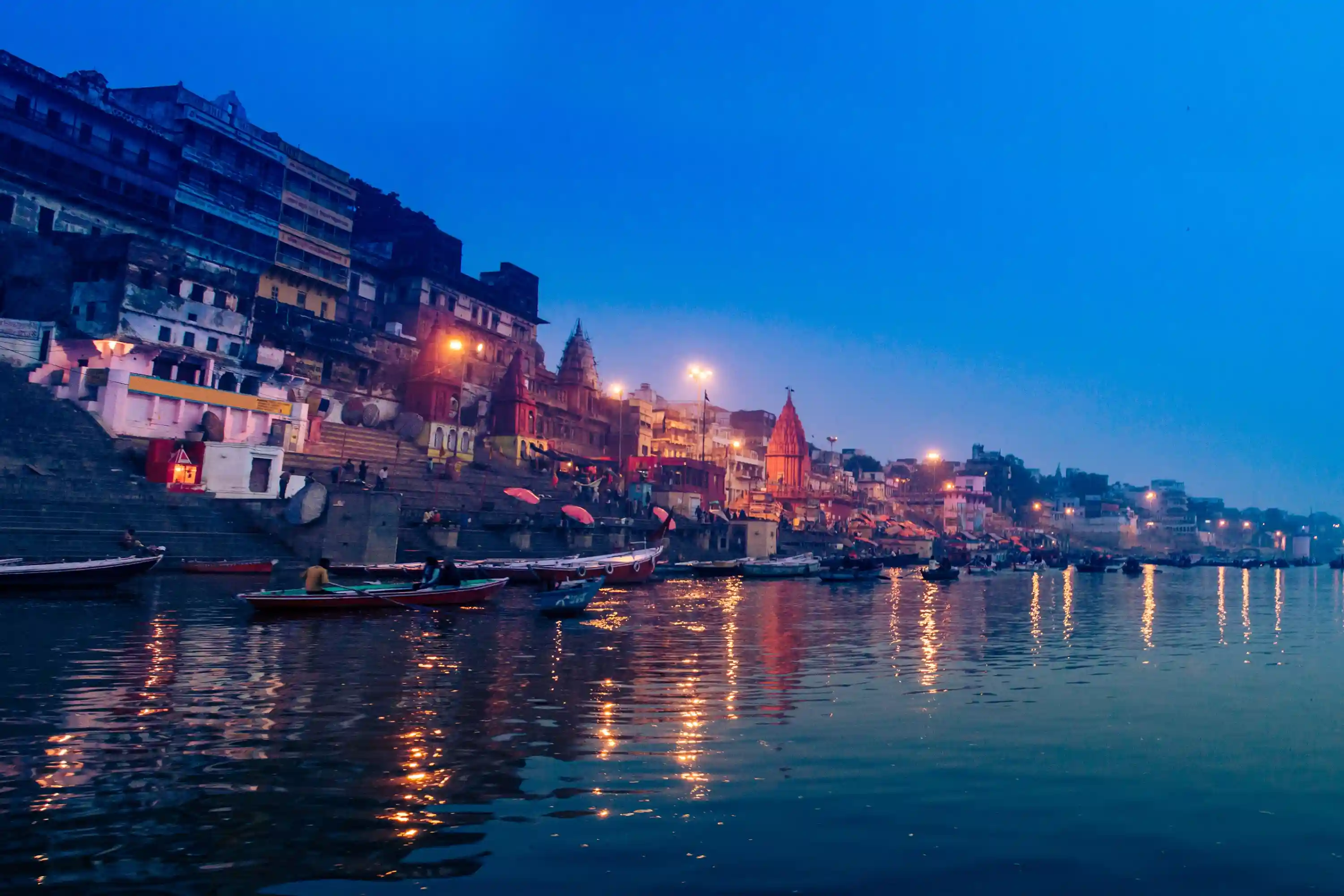 Varanasi Overnight Tour from Delhi by Flight